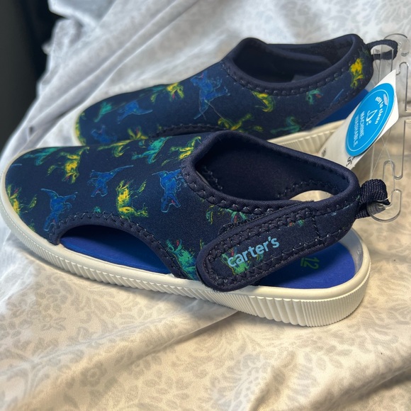 New Carters Dinosaur water shoes - Picture 6 of 10